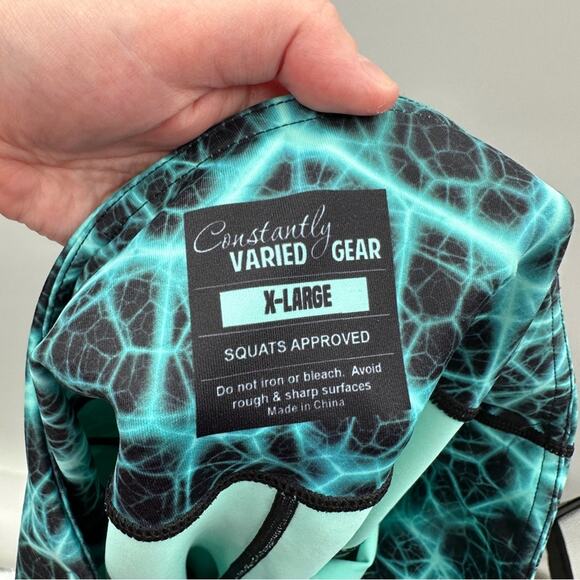 Constantly Varied Gear CVG Medium Blue Serenity Capri Crossfit Leggings Size XL - Picture 5 of 6